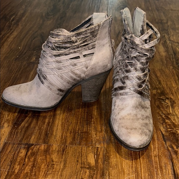 Shoes - Stylish Gray Women's Ankle Boots